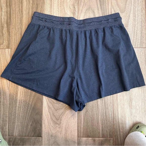 Fabletics Cloud Jersey Short - Picture 3 of 9
